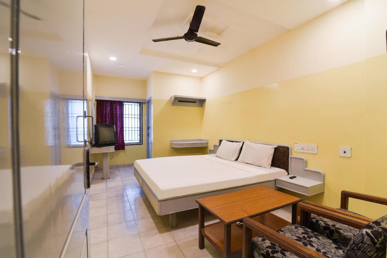 Spot On Karthik International Nellore Εξωτερικό φωτογραφία
